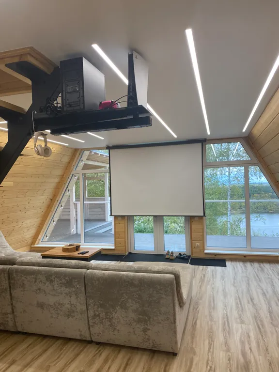 Дом с чаном и видом на реку в стиле A-Frame