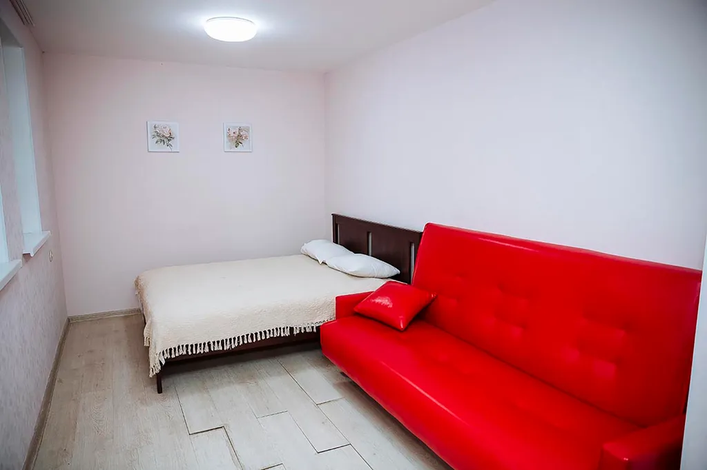 Белоснежная веранда и усадьба