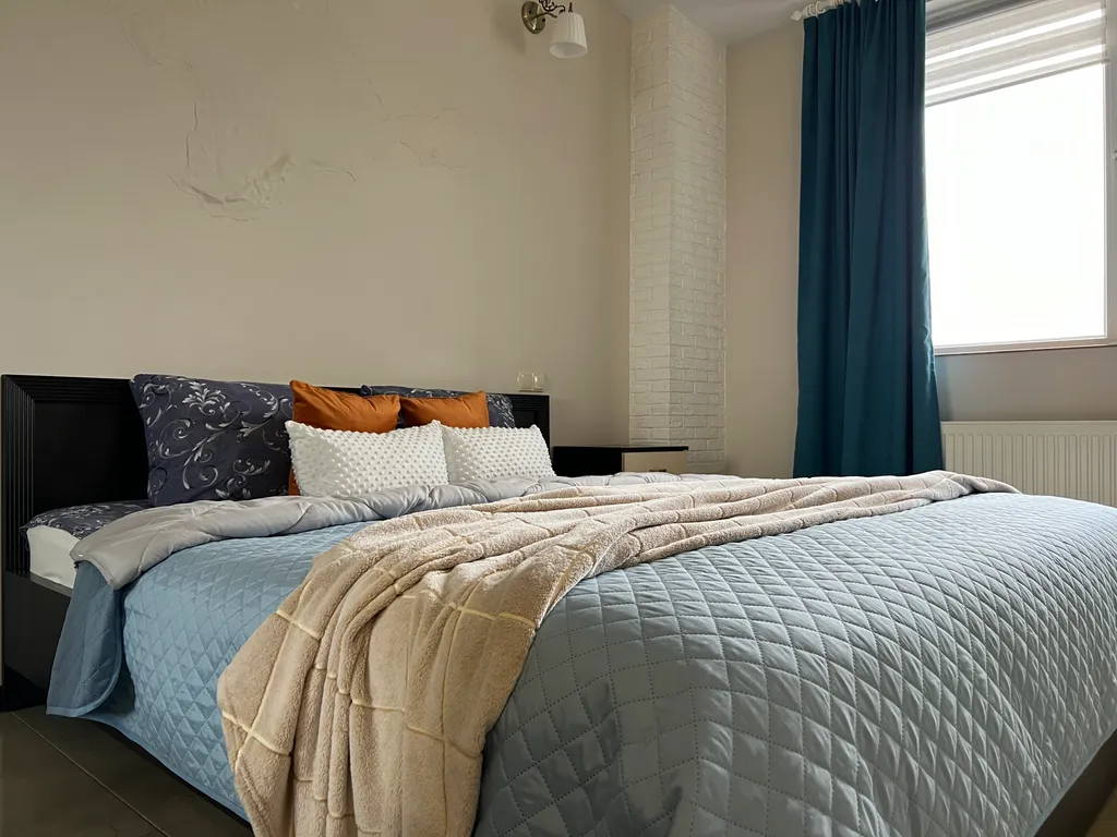 Квартира Рядом парк Победы Херсонес не берем оплату за уборку — аренда посуточно в Севастополь