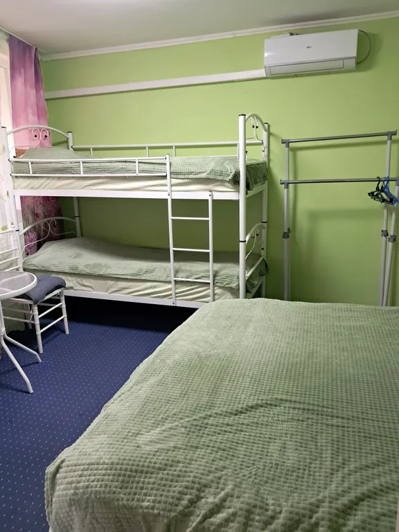 Уютный номер для семьи, недалеко от моря