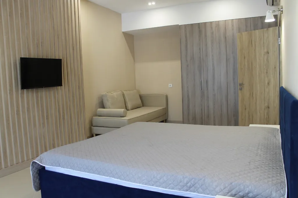 Шикарный двухуровневый апартамент с видом на море и горы