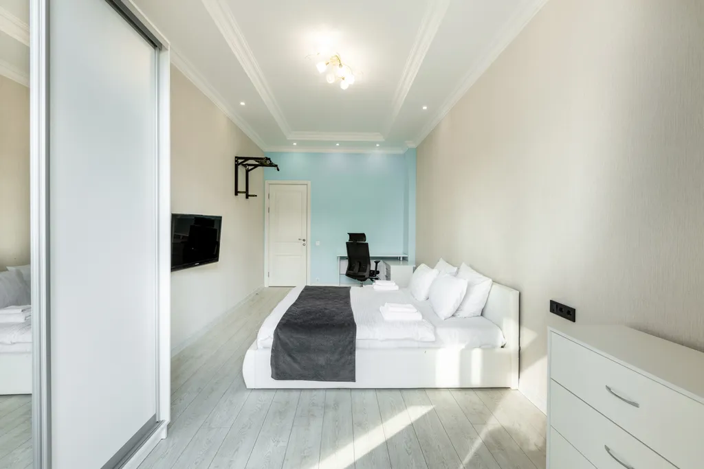 Квартира Современная трёхкомнатная квартира в сталинском доме у Москва-сити — Москва