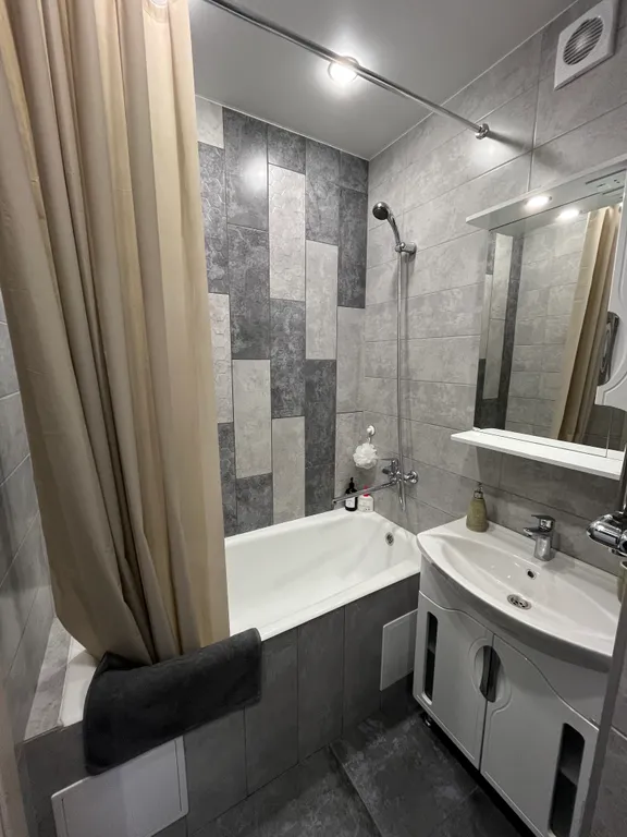 Квартира Квартира для вашего отдыха и проживания — Новосибирск