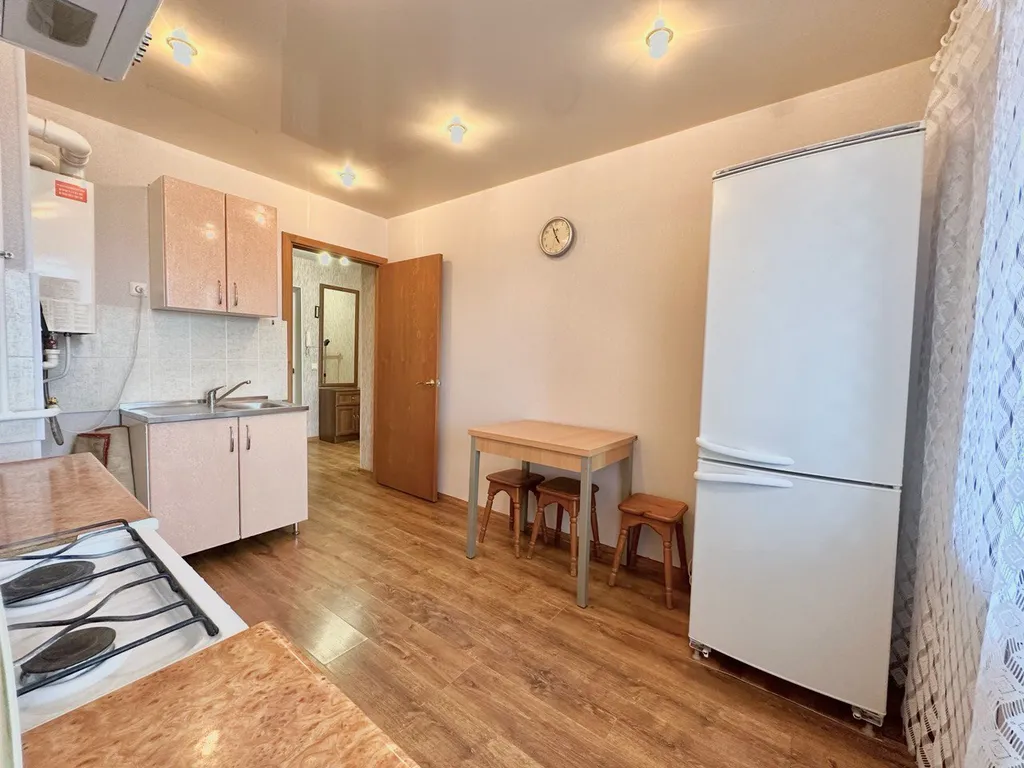 Апартаменты возле торгового центра Макси