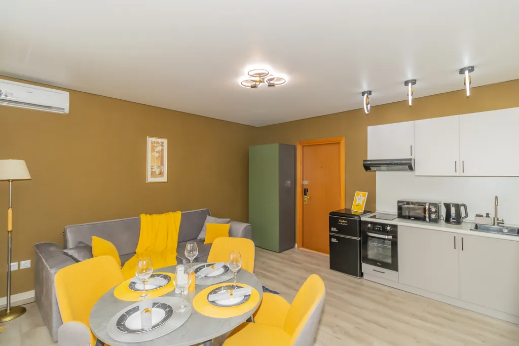 Апaртаменты Тропическое хаки в ​апарт-комплексе Виктория