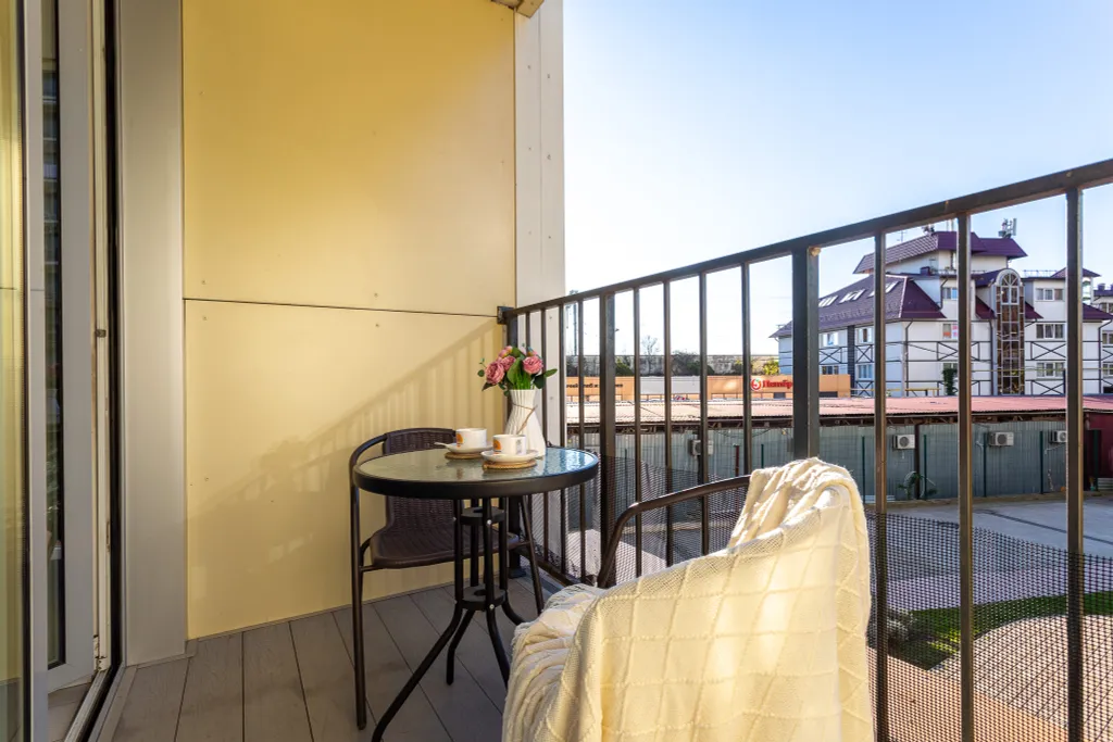 Уютная студия Каравелла 23 с балконом у моря