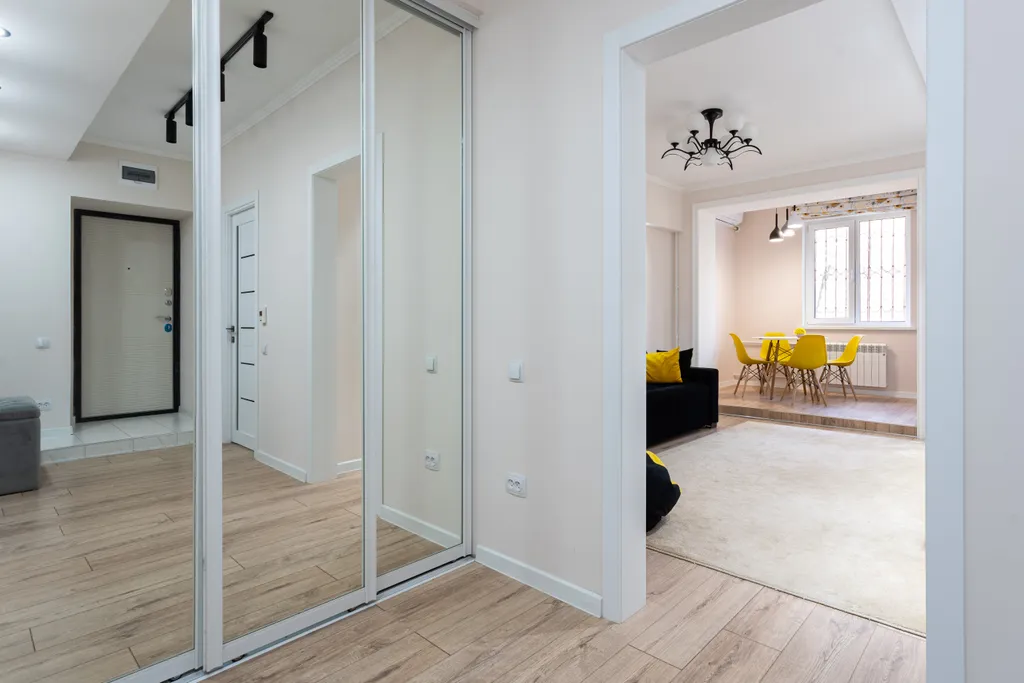 Senate Square Apartment