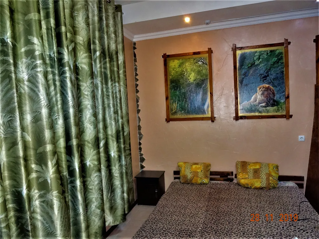 Квартира Квартира Трёхместный номер сафари с двумя дополнительными местами, с отдельным входом — Голубицкая