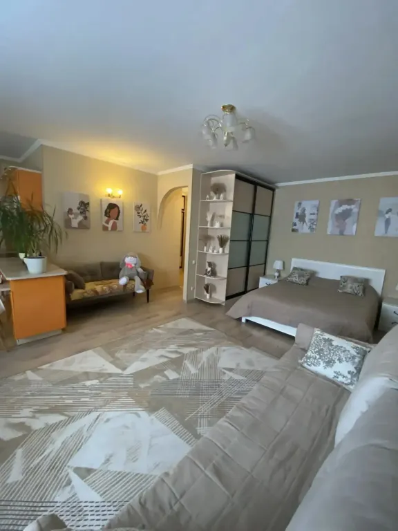 Уютная студия в центре с великолепным видом на горы