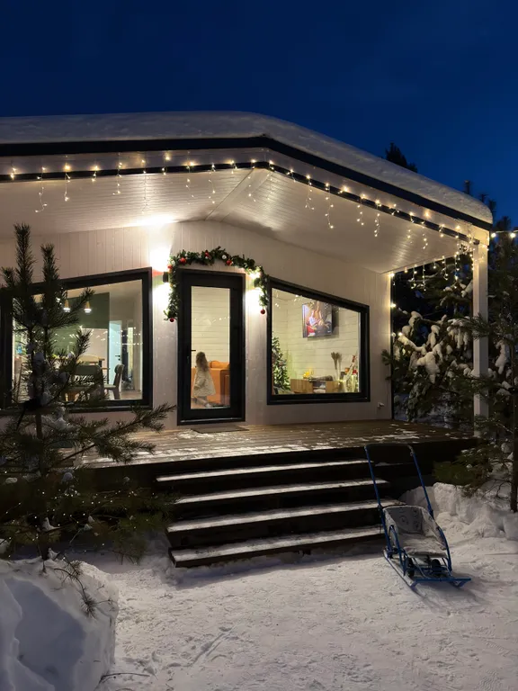 Коттедж Домик в лесу — аренда посуточно в Тюмень