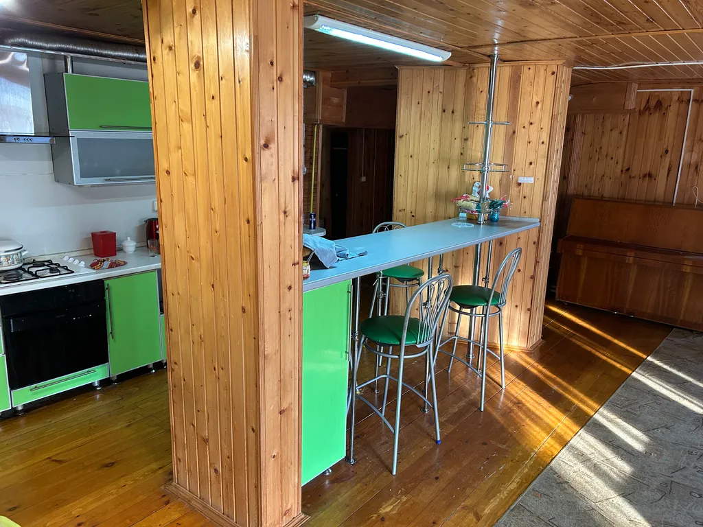 Большой уютный дом