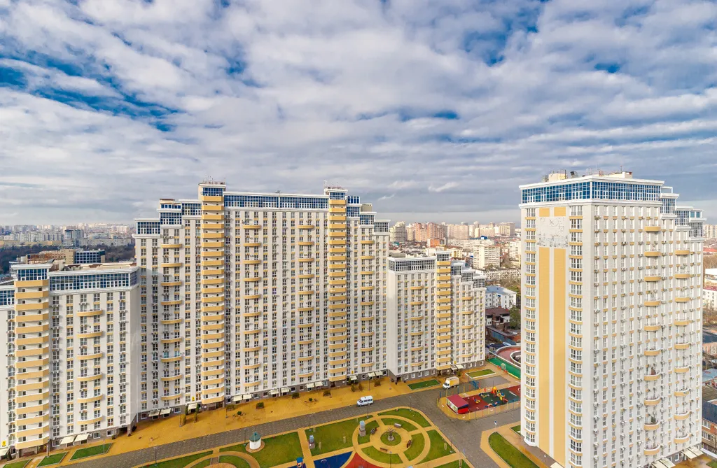 Квартира Красивые, светлые апартаменты на 23 этаже — Краснодар