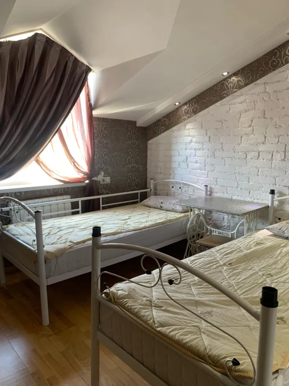 Двухкомнатная квартира с мансардой и парковкой