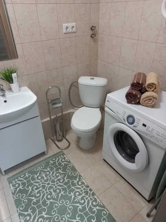 Квартира Уютная и вместительная квартира — Новосибирск