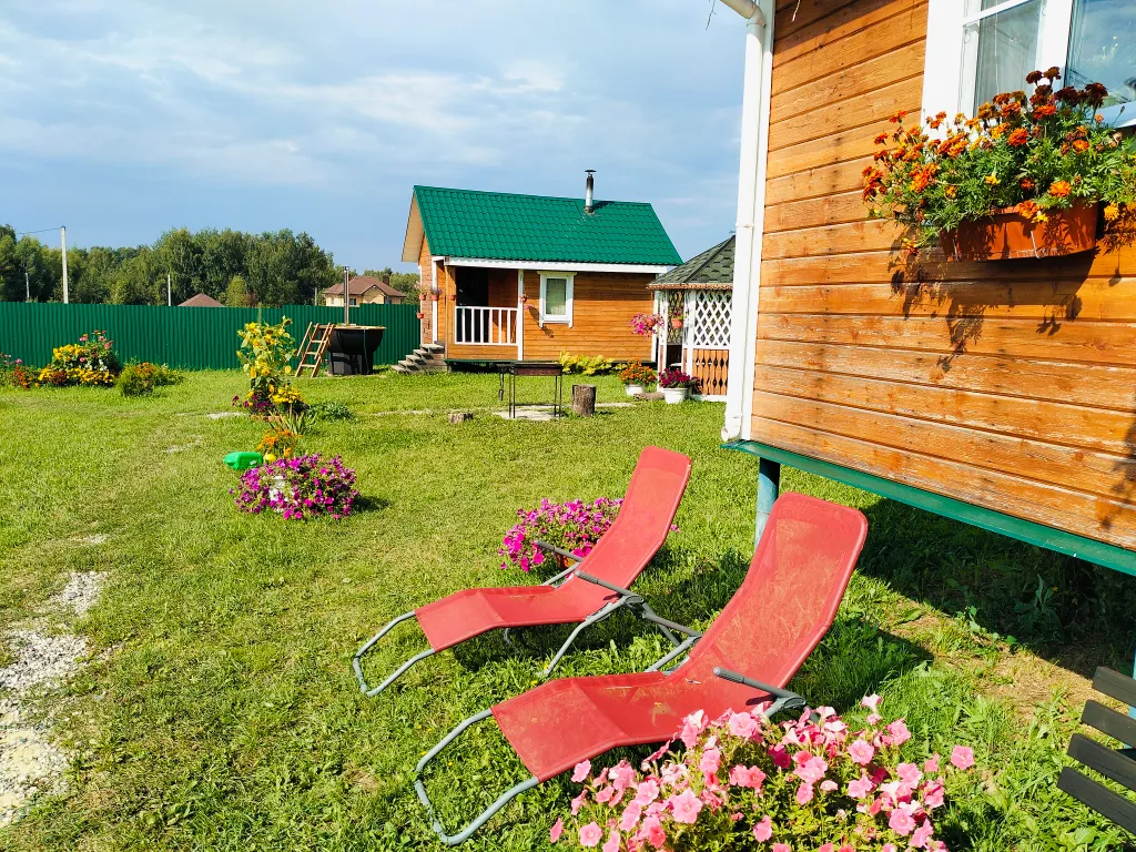 Уютный домик с отдельно стоящей русской баней на дровах и банным чаном