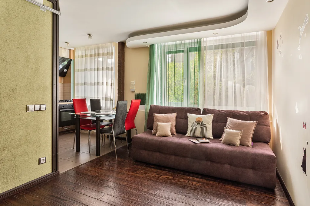 J&N Apartments Двухкомнатные апартаменты с гидромассажной ванной