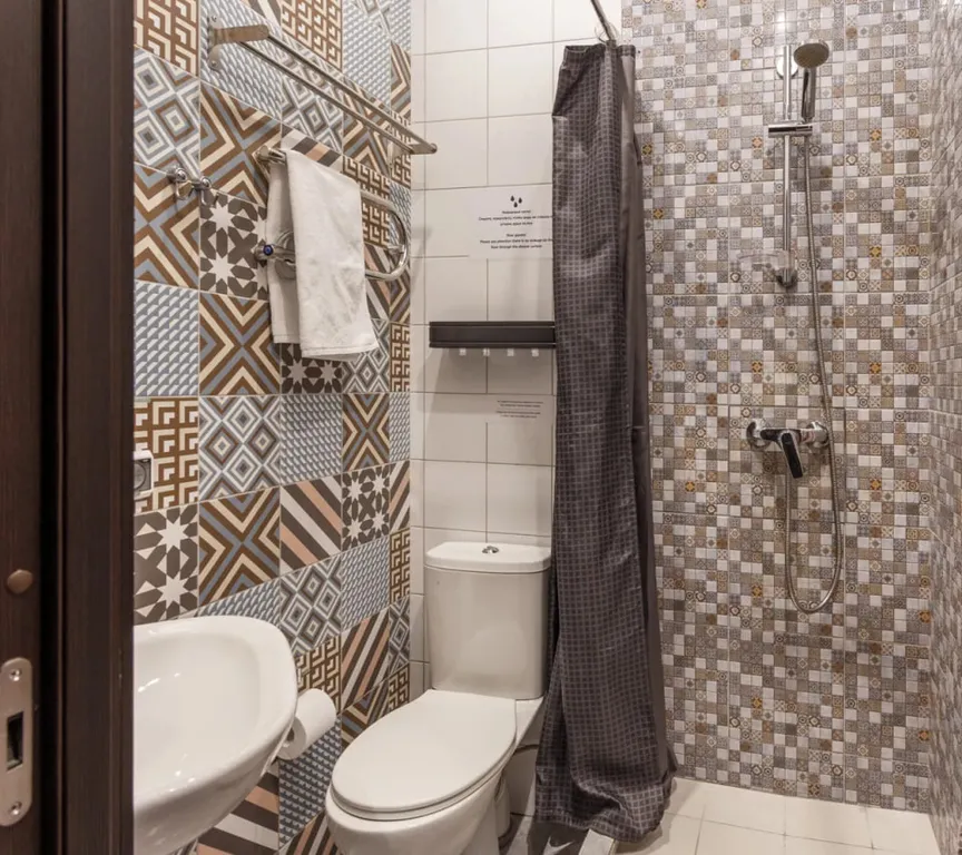 Квартира Комната с санузлом и видом во двор у Исаакиевского собора — Санкт-Петербург