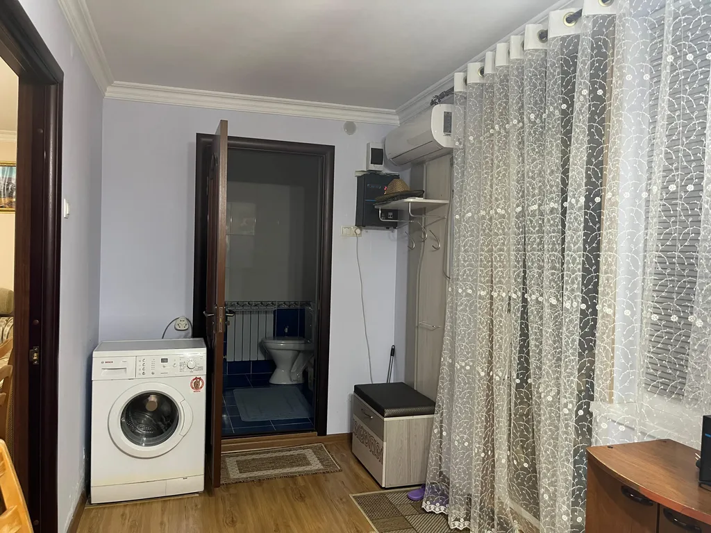 Уютная дача на берегу моря