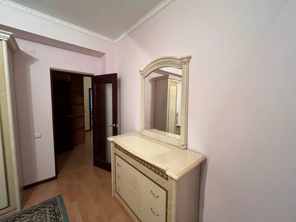 На Набережной