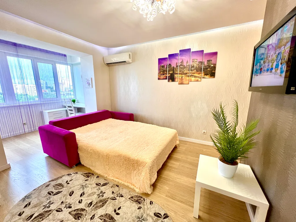 Квартира Квартира Стильная шикарная студия рядом с МТЛ-ареной — Самара