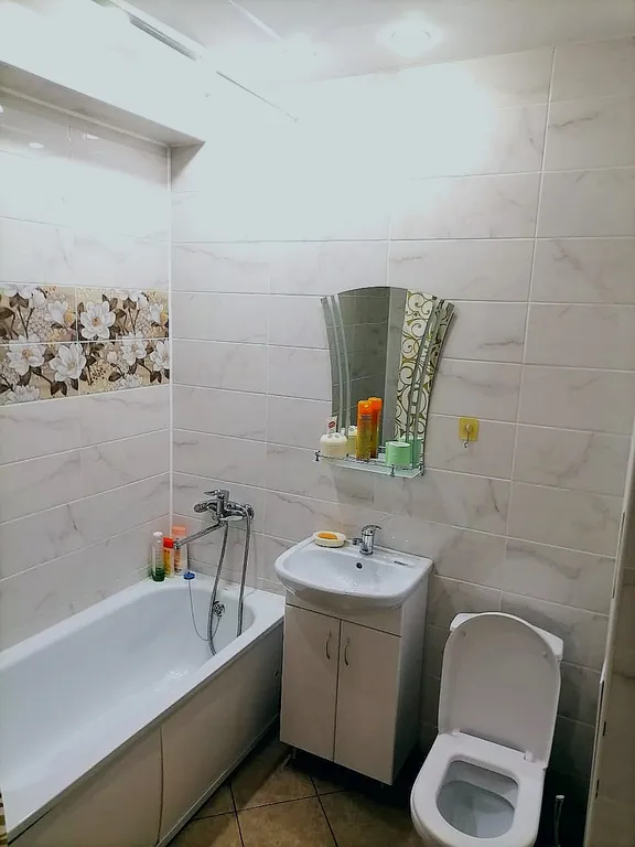 Напротив Ледового Дворца