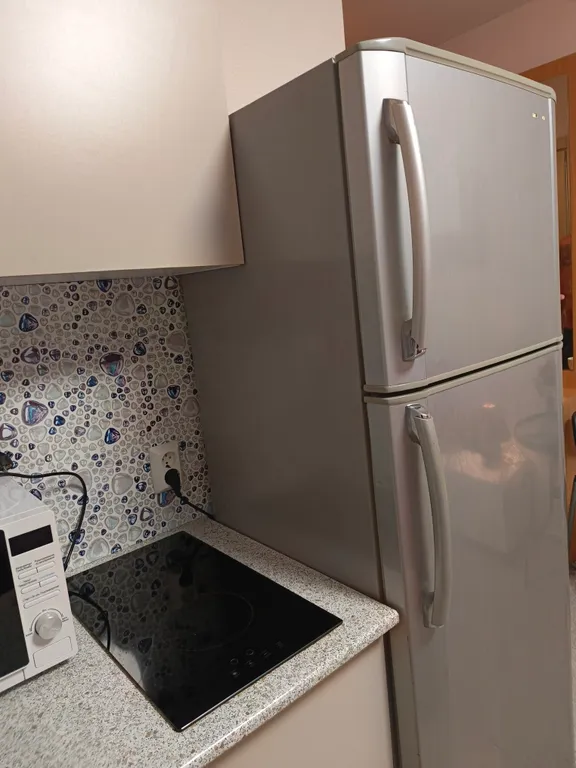 Шикарная студия с королевской кроватью