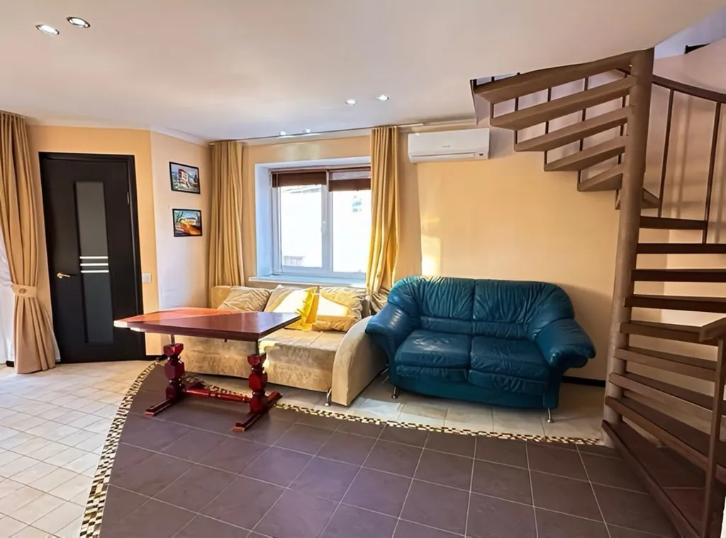 Таунхаус на берегу моря Катран