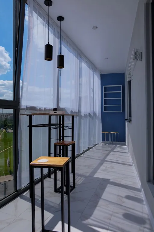 Уютная студия с большой панорамной лоджией