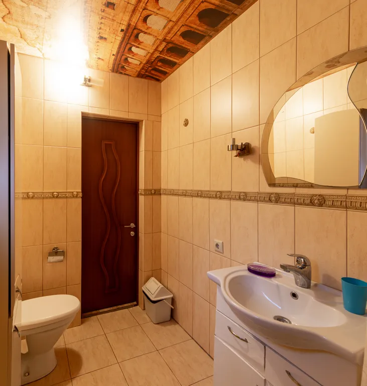 Коттедж Дом утопающий в зелени и очень уютный — Геленджик