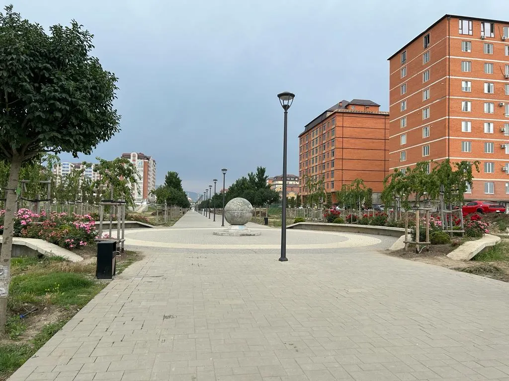Квартира 2-комнатная Квартира — Махачкала