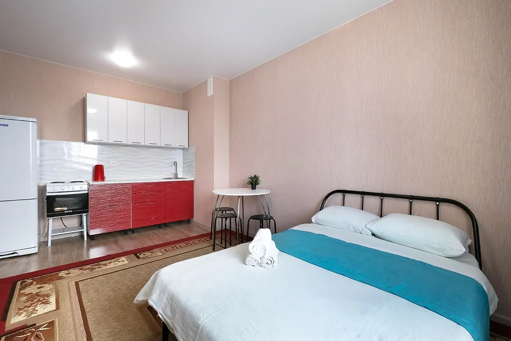 Студия для двоих, рядом с аэропортом, бесконтактное заселение