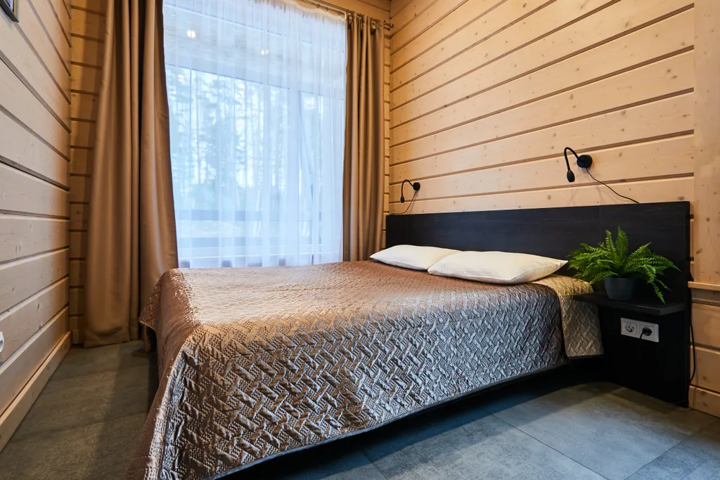 Уютный коттедж с двумя спальнями, сауной и камином