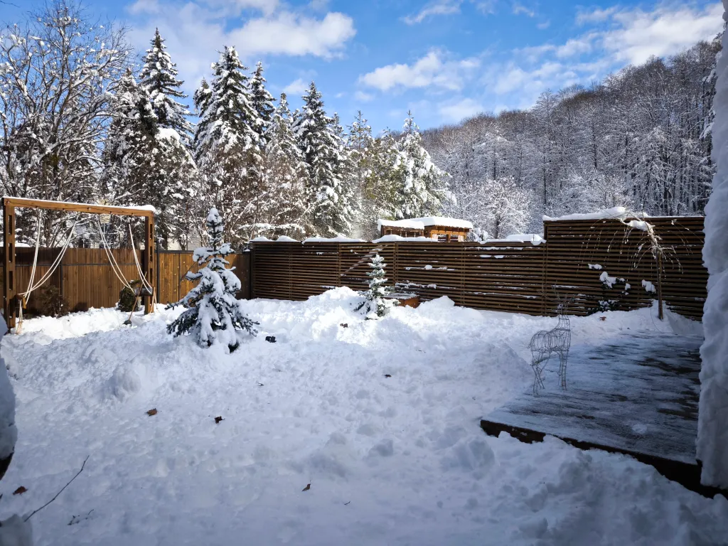 Дом в стиле Афрейм Дача у Горы