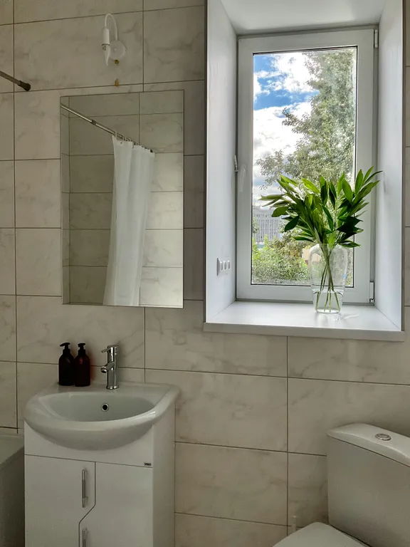 Квартира Квартира Уютная студия с окном в ванной в центре — Санкт-Петербург