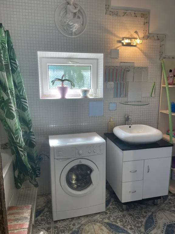 Дом с камином со столетней историей: город и море удобная развязка