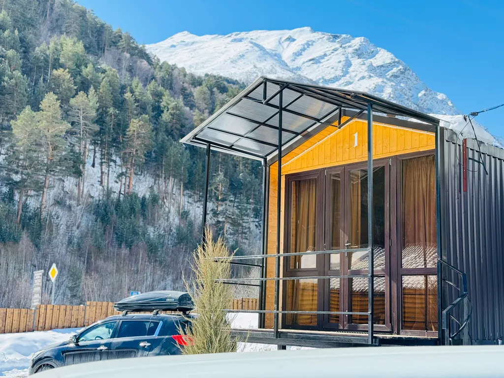 Дом с видом на лес