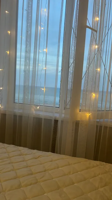 Студия с видом на море