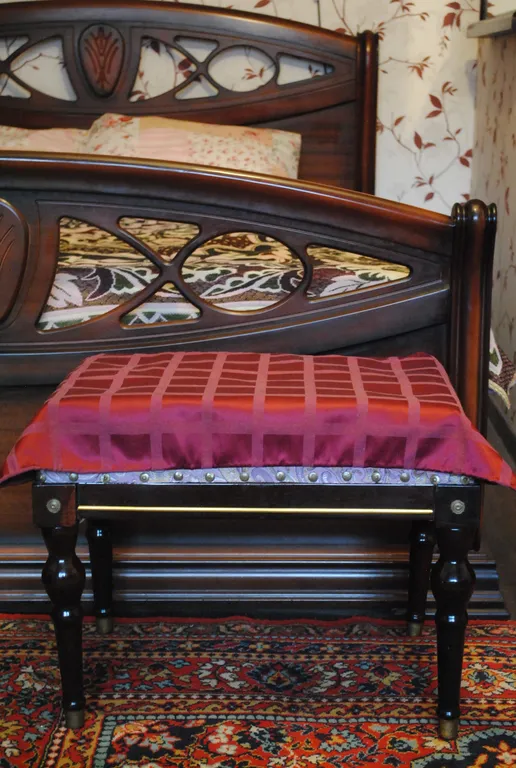 Уютная однокомнатная квартира с дубовой мебелью