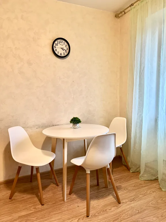 Напротив Ледового Дворца