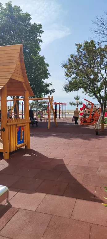 1-комнатная квартира на берегу у моря