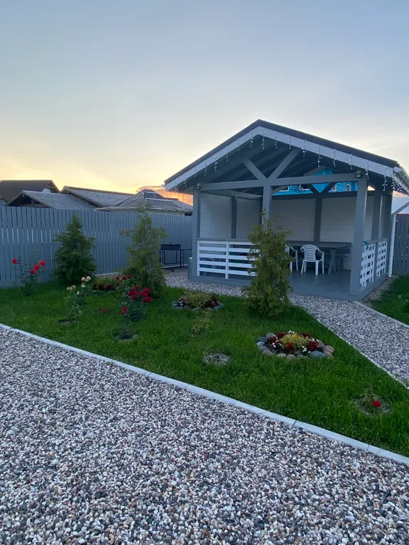 Суздальская дача у реки