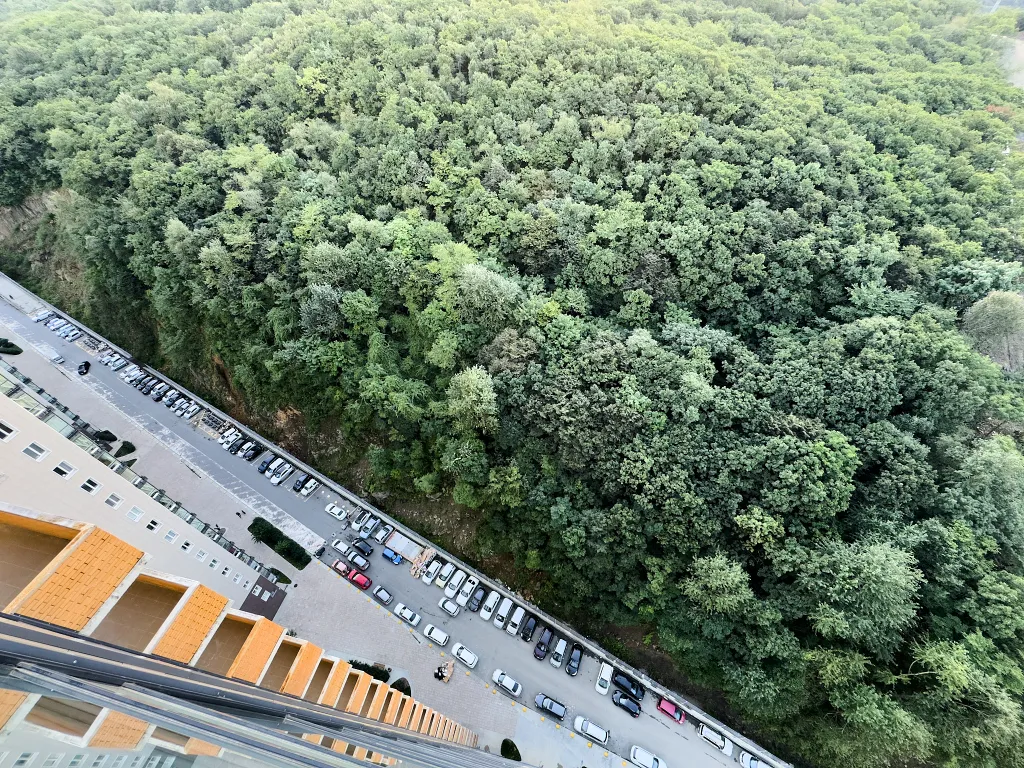 Новая студия с видом на море и дизайнерским ремонтом