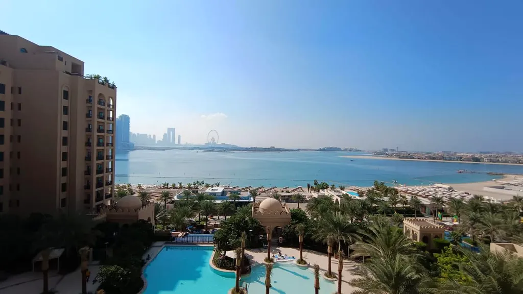 Palm Jumeirah 2BR + Вид: Море + Повар/помощница