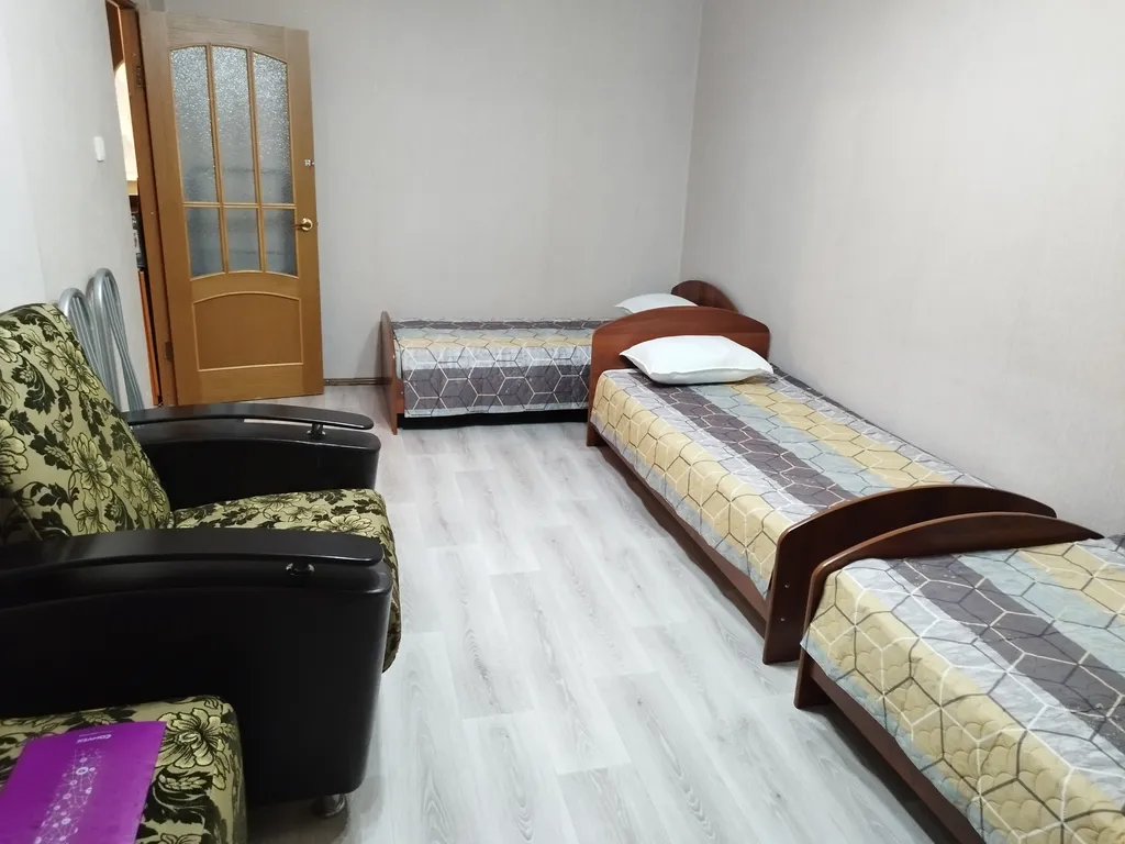 Квартира Большая 3-х комнатная квартира — Рефтинский