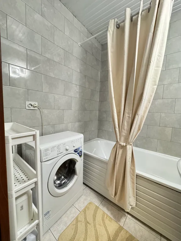 Просторна двухкомнатная в Павшинской пойме