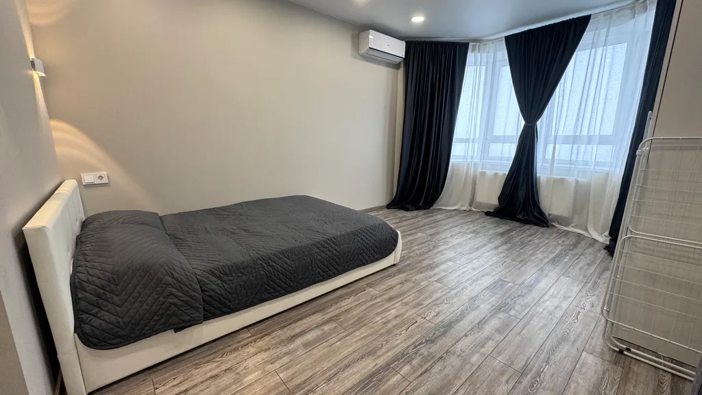 Квартира Уютная студия с шикарным видом на город — Владивосток