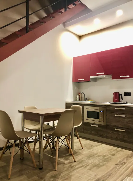 Двухуровневые апартаменты с видом на море и Ай Петри