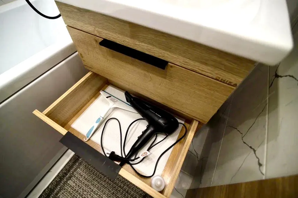 Элегантная квартира с просторной столовой у вокзала