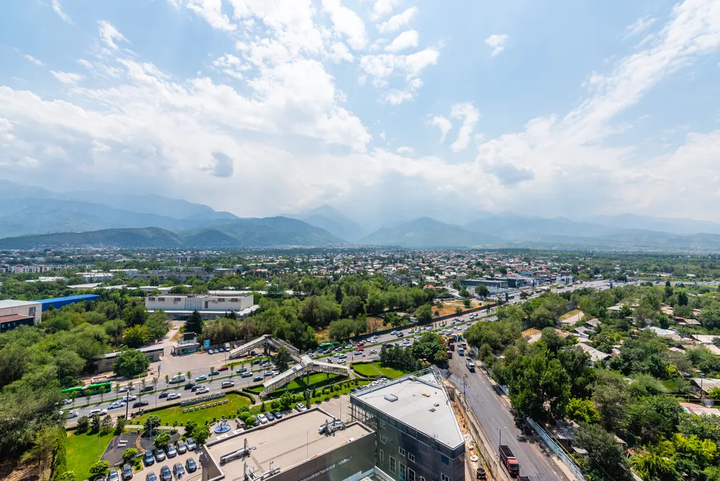 ЖК Эстет с шикарным видом на горы, возле ТРЦ Мега  Центр