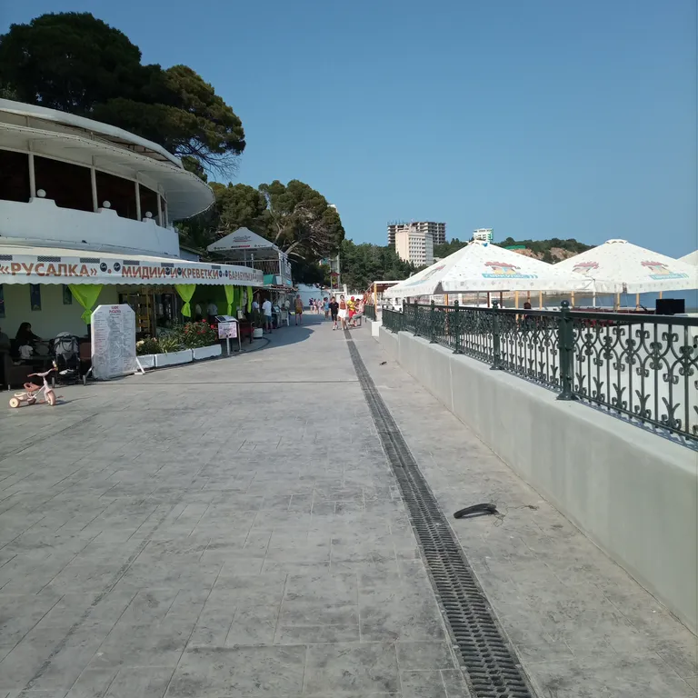 Двухкомнатная квартира в частном секторе у моря Курорт Ялта-Мисх